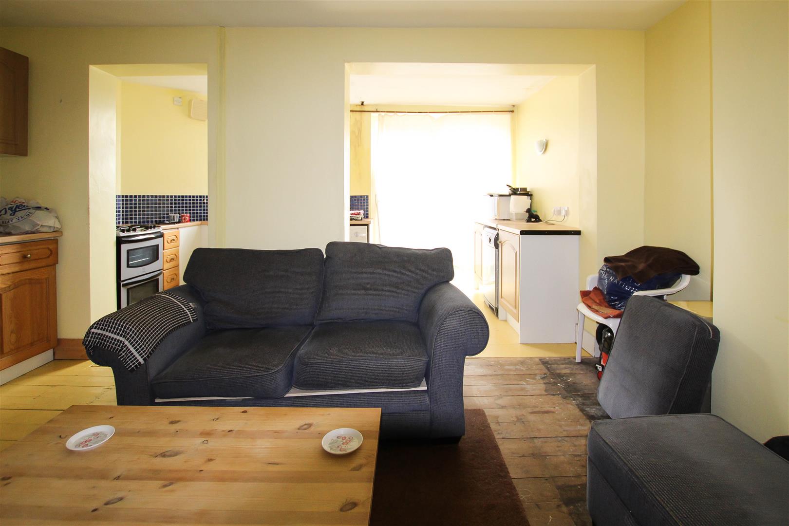 Kings Chase, Brentwood Keith Ashton